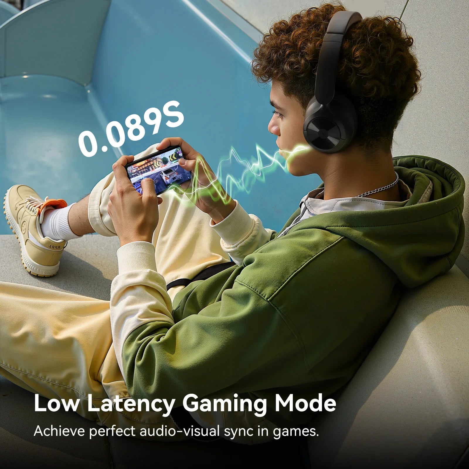 Plastic Dynamic Vocalism Bluetooth 6.0 Wireless Headphones