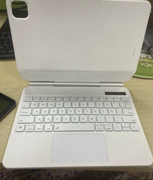 11 Inches Wireless Magnetic Magic Keyboard Case for Apple iPad